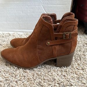 Bootie shoes